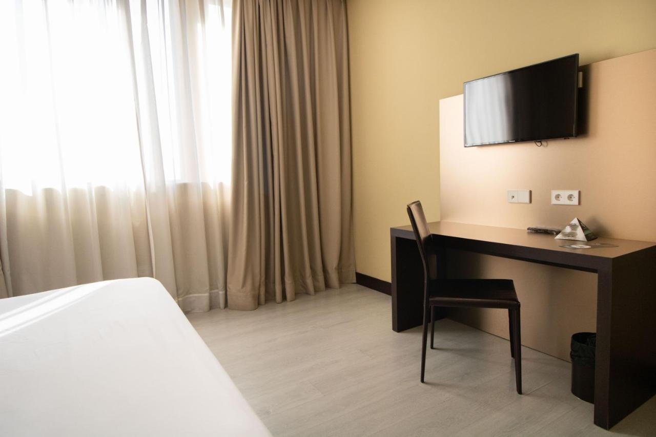 Alda Route 42 Otel Illescas Dış mekan fotoğraf