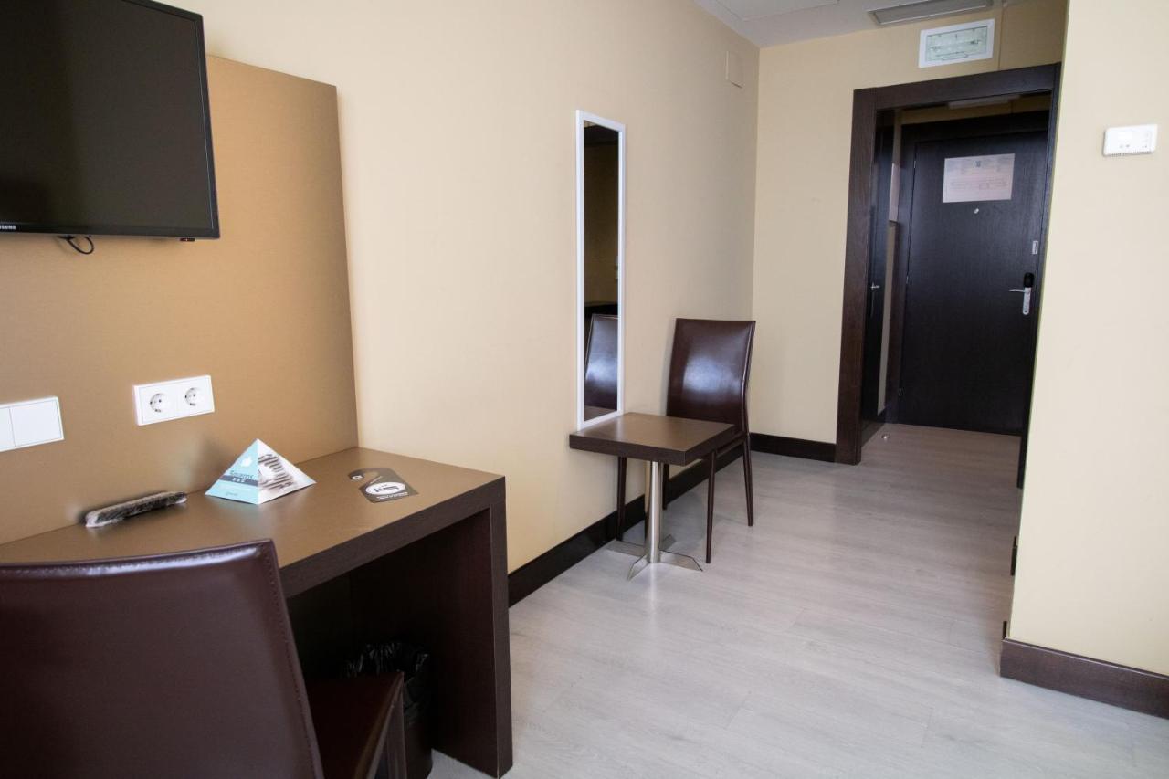 Alda Route 42 Otel Illescas Dış mekan fotoğraf