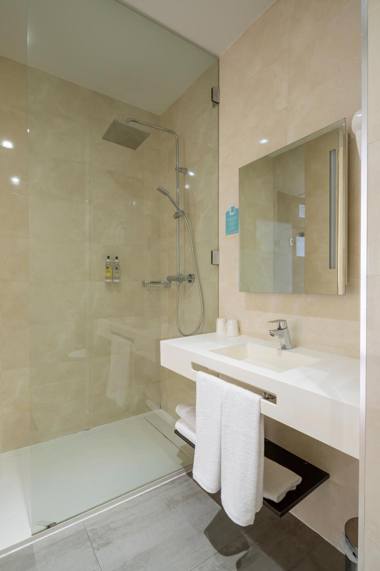 Alda Route 42 Otel Illescas Dış mekan fotoğraf