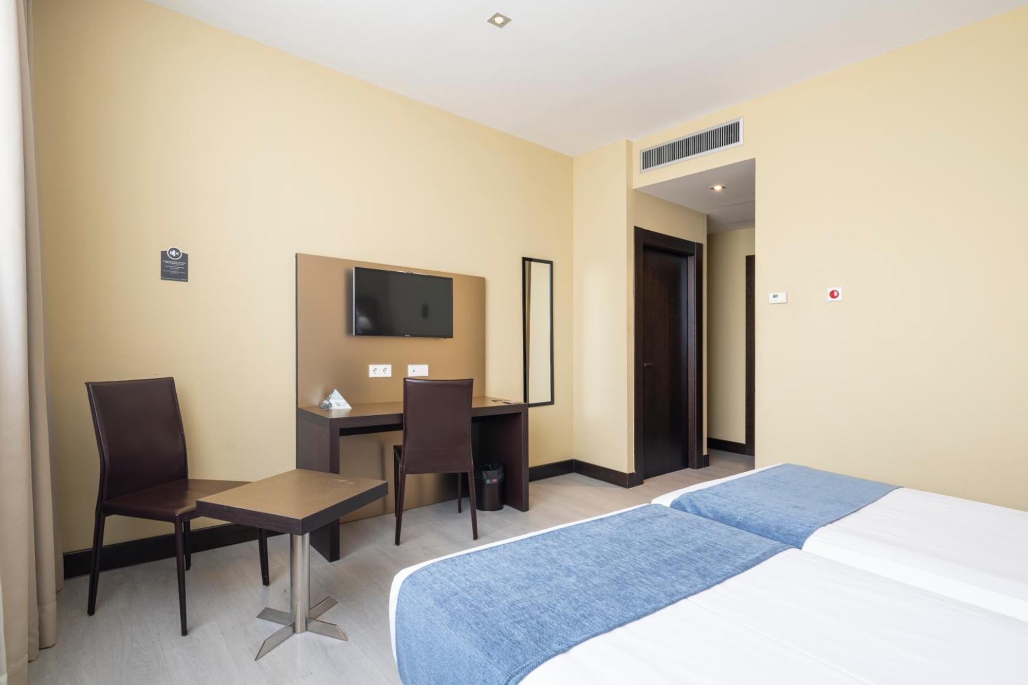 Alda Route 42 Otel Illescas Dış mekan fotoğraf